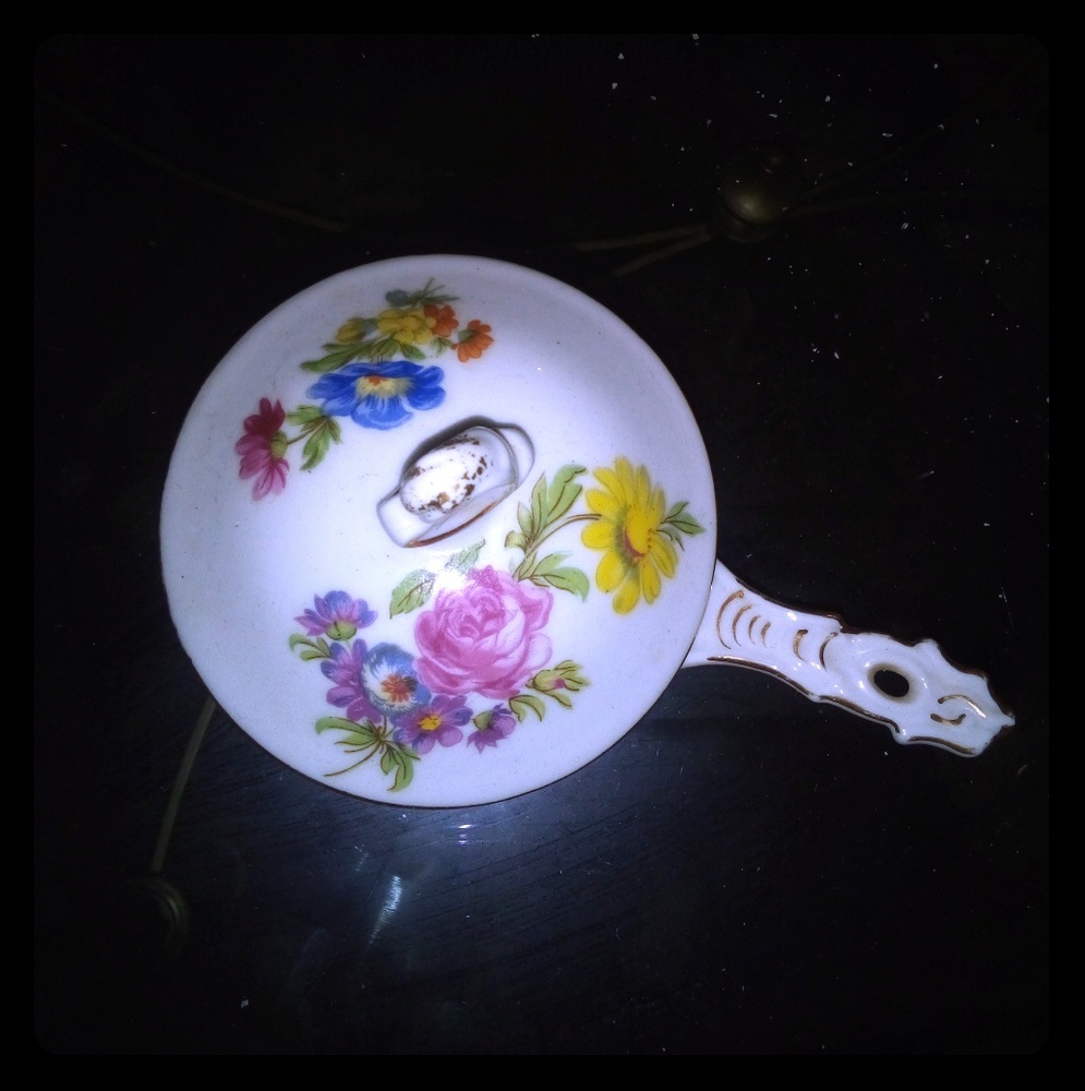 Vintage trinket